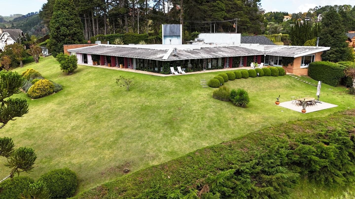 Exuberante casa de 5 dormitórios com SPA e vista maravilhosa das montanhas - Campos do Jordão, SP