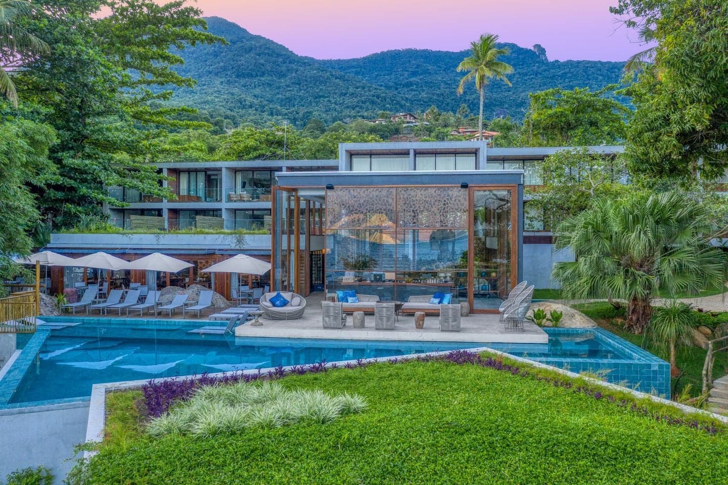 Casa di Sirena – Um Refúgio Exclusivo à Beira-Mar em Ilhabela